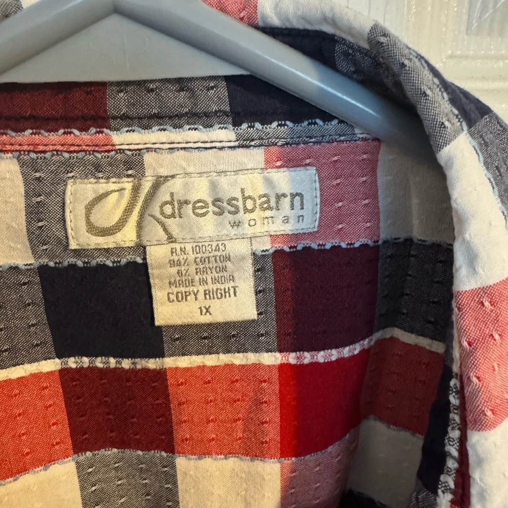 Red/Blue/White Plaid Button-Up Women’s Top sz 1X - Picture 12 of 14